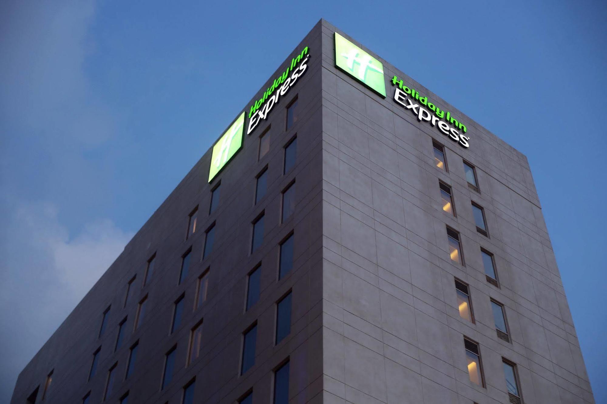 Holiday Inn Express Chennai Old Mahabalipuram Road Zewnętrze zdjęcie