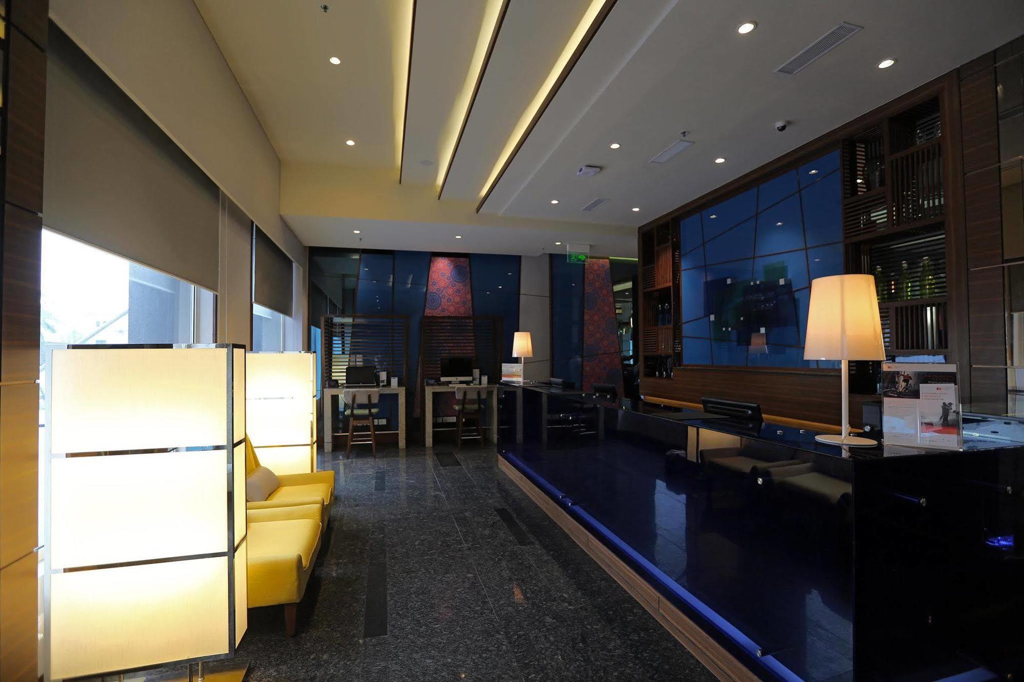 Holiday Inn Express Chennai Old Mahabalipuram Road Zewnętrze zdjęcie